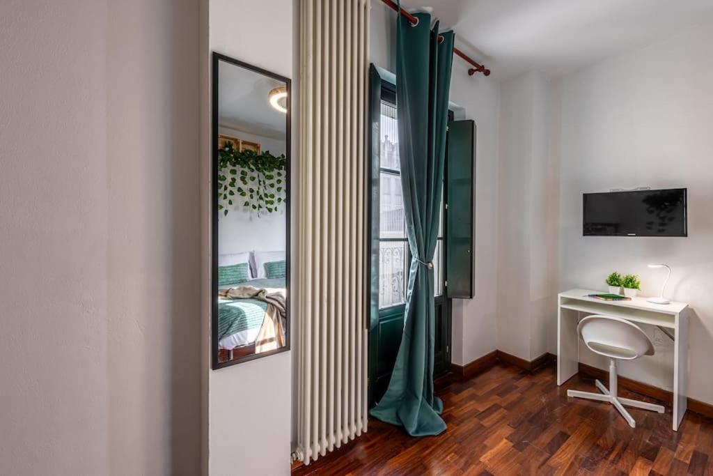 Apartamento Close To Duomo Lovely City Center Flat Milán Exterior foto