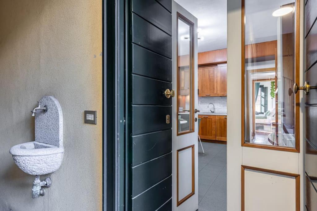 Apartamento Close To Duomo Lovely City Center Flat Milán Exterior foto